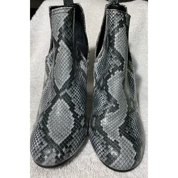 Steve Madden Snake Skin Boots Booties Womens 7 - Picture 3 of 6